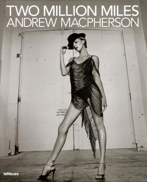 Эндрю Макперсон (Andrew Macpherson), «Two Million Miles» - обложка книги