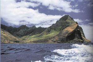 Vladi Farhad, «Luxury Private Islands» - страница из книги
